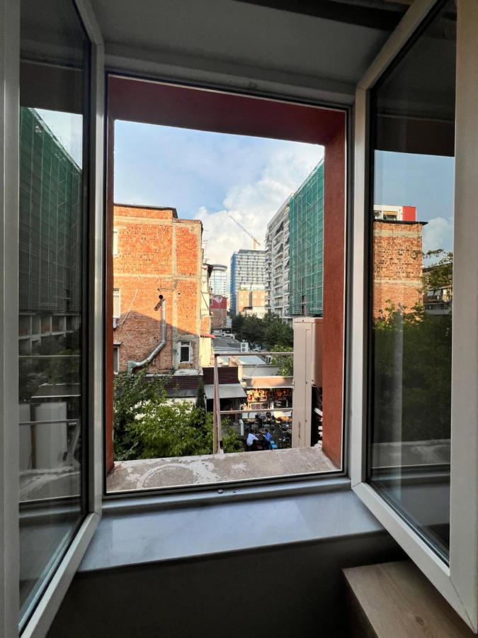 Enzo Rooms & Apartment Blloku ติรานา ภายนอก รูปภาพ