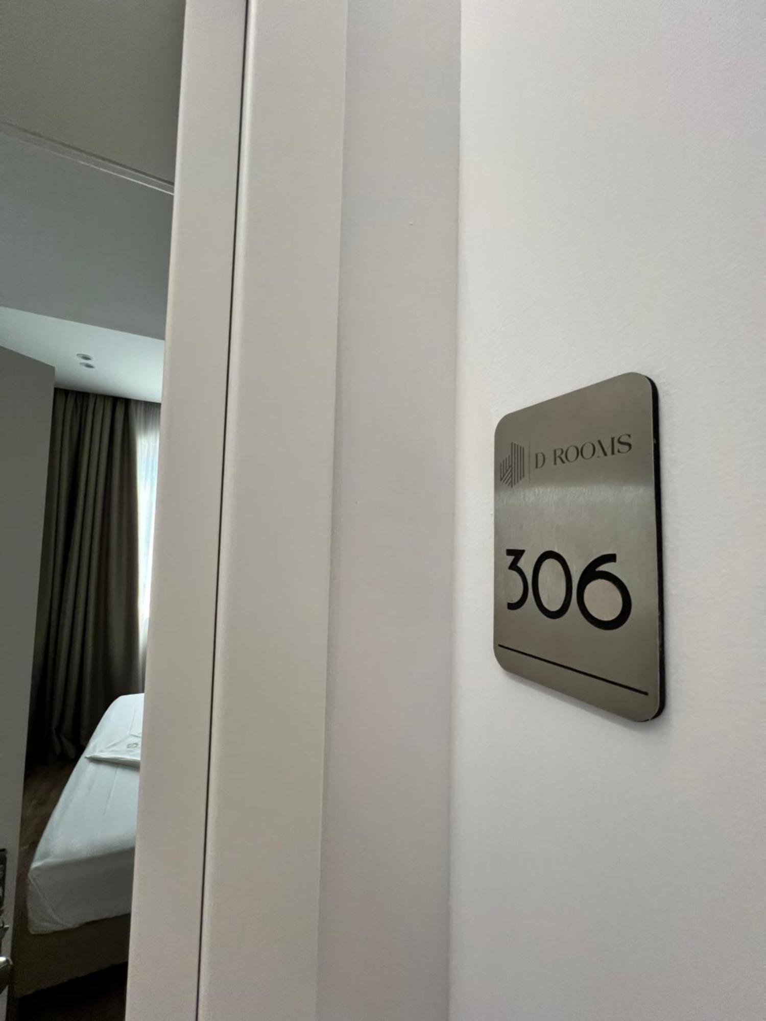 Enzo Rooms & Apartment Blloku ติรานา ภายนอก รูปภาพ