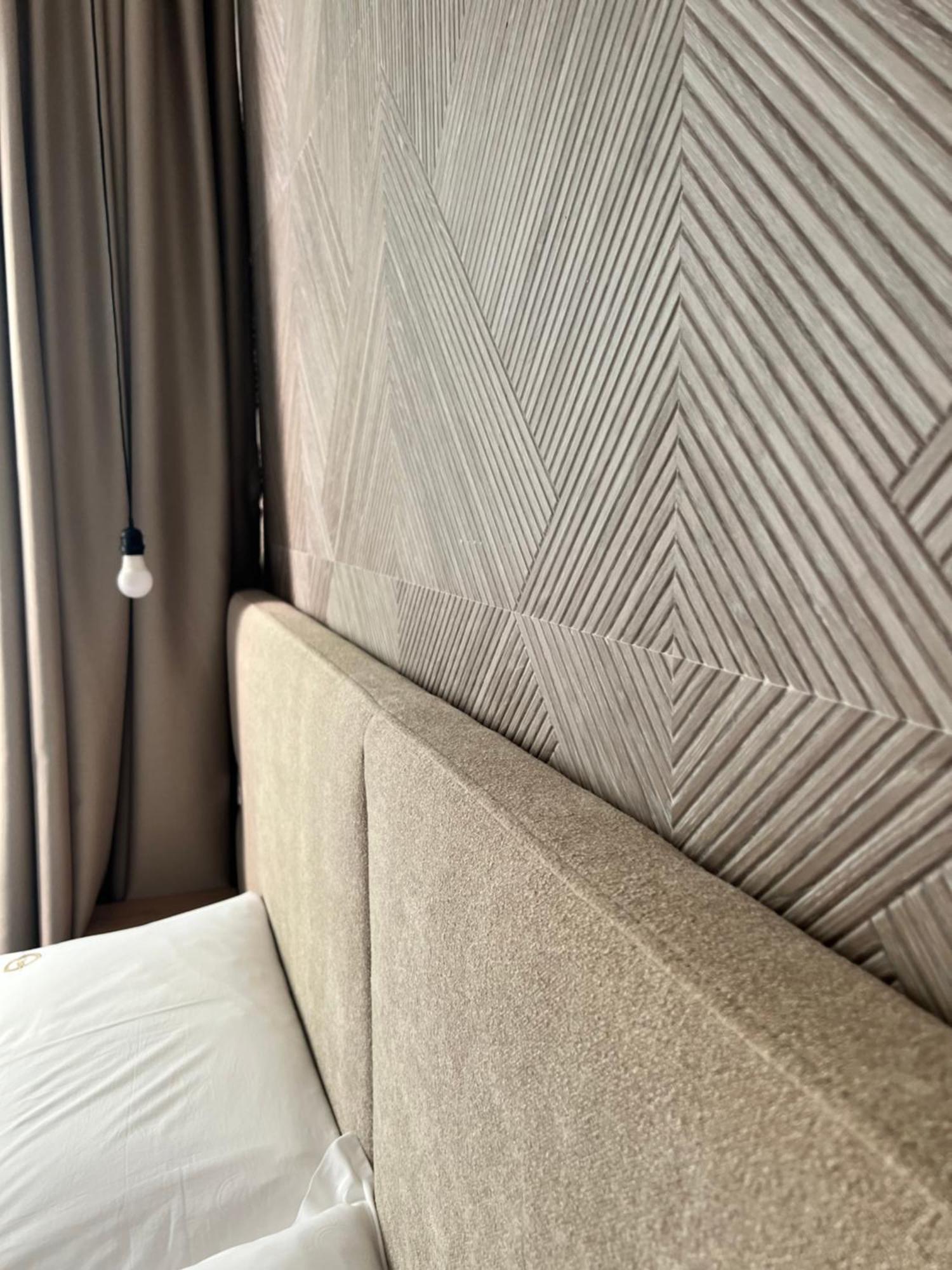Enzo Rooms & Apartment Blloku ติรานา ภายนอก รูปภาพ